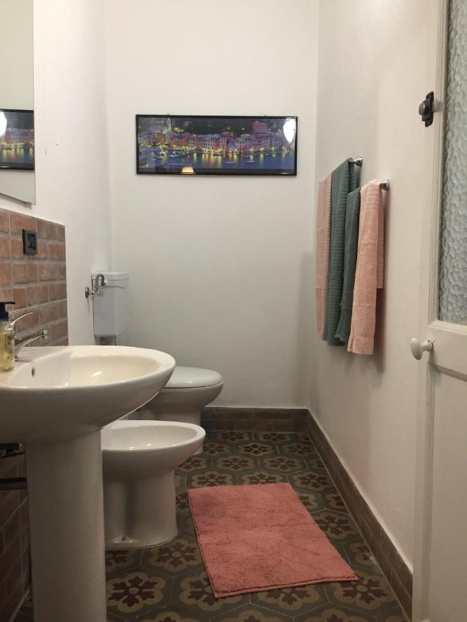B&B Dormire Dai Grimaldi 제노바 외부 사진